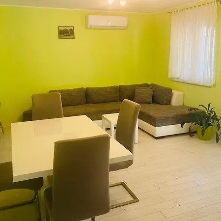 Marta Apartman *